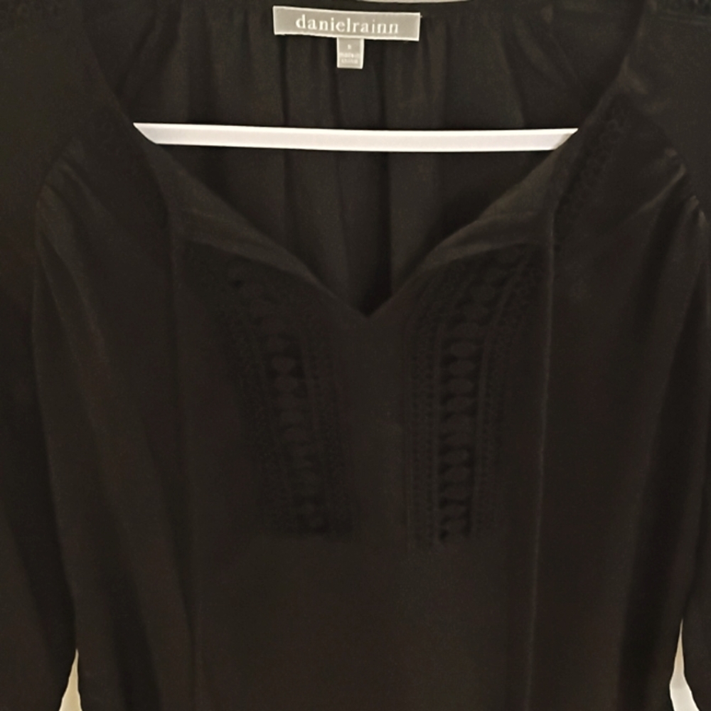 Daniel Rainn Black 3/4 Sleeve Blouse